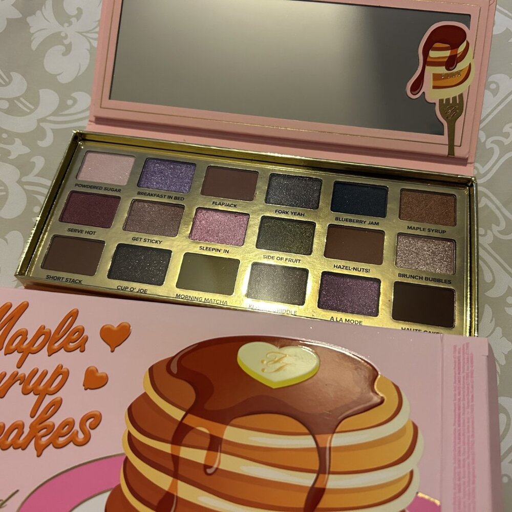🍭 Too Faced Eye Shadow Palette 16 Maple Syrup Pancake Sleeping In Breakfast Bed